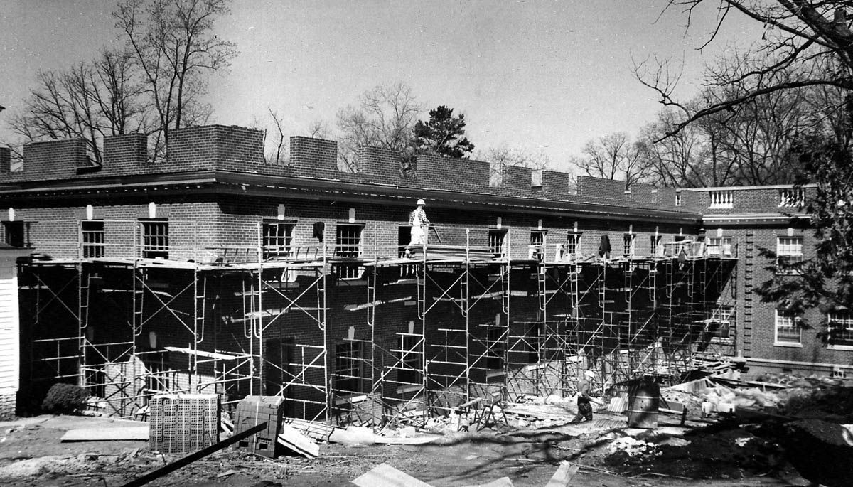 1969-04-07 Walls for Capron Library Rise